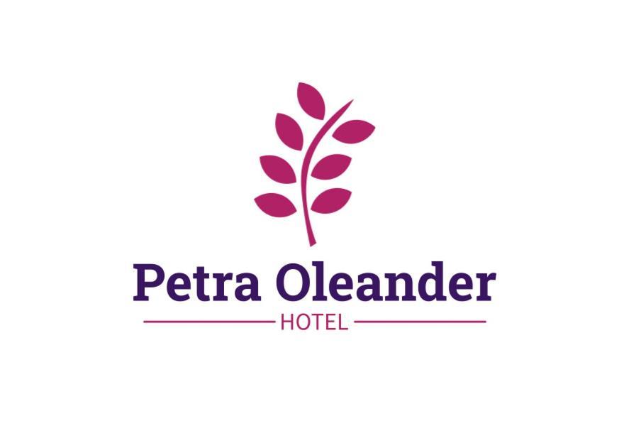 Petra Oleander Hotel Eksteriør bilde